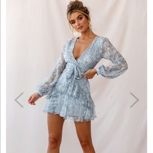 Selfie Leslie Layered Balloon Sleeve Dress